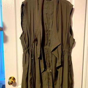 Dex 3X Army Green Sleeveless Jacket